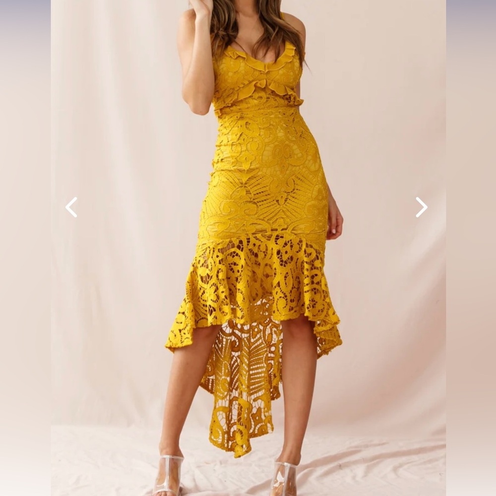 NWT - Selfie Leslie mermaid dress lace overlay (L)